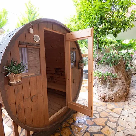 Suzi By Travel Pro Services - Halkidiki * 尼亚·蒙达尼亚